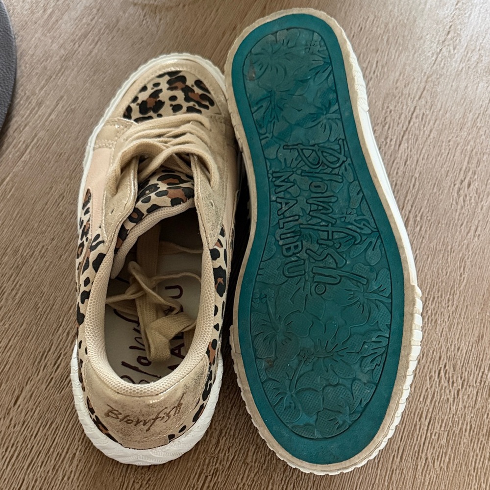 Leopard Print Beige Casual Women's Sneakers - Picture 5 of 6